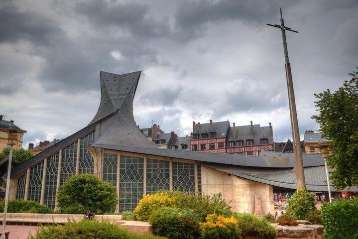 Rouen Scavenger Hunt and Sights Self-Guided Tour