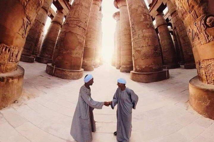 Visite privée d'une journée à Louxor comprenant le temple Habu et 5 autres