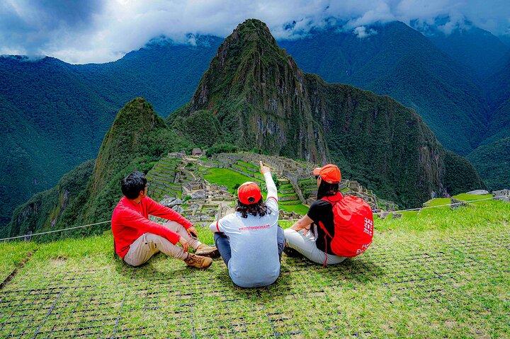 Private Tour Guide for Machupicchu