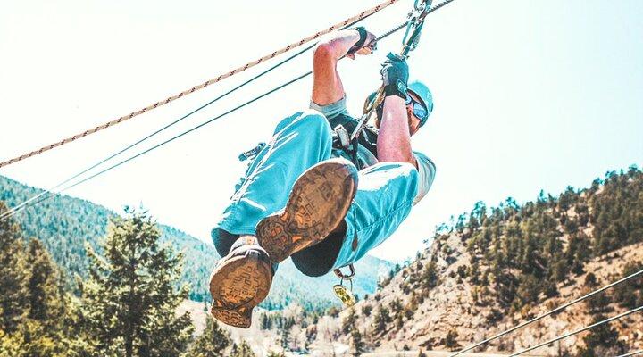 Rafting in acque bianche nell'Upper Clear Creek e zipline sulla scogliera da Idaho Springs