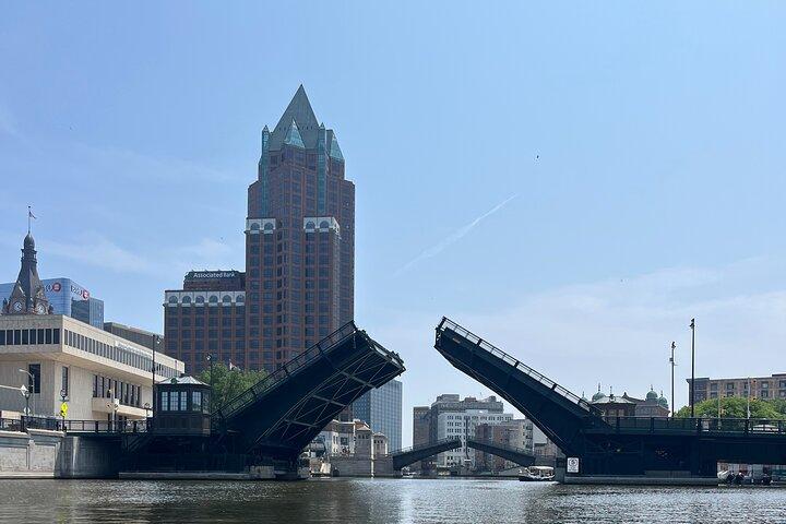 Kajaktocht met kleine groepen door Skyline in Milwaukee