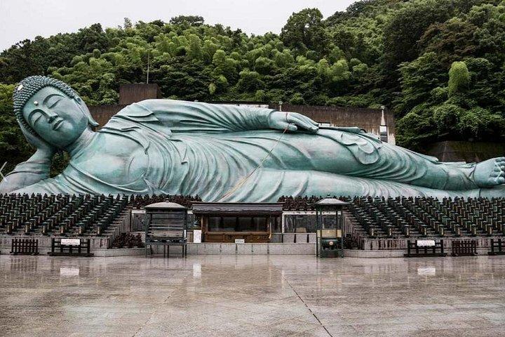 日本の太宰府、南蔵院、山頂を巡る 1 日プライベート ツアー