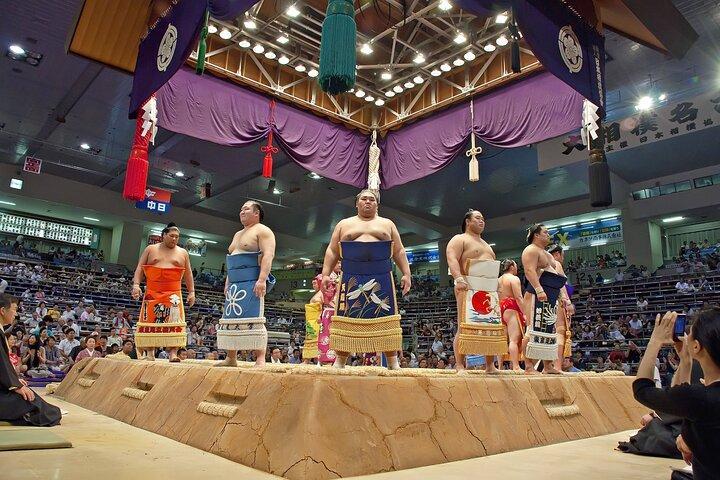 Sumo-turneringsoplevelse i Nagoya