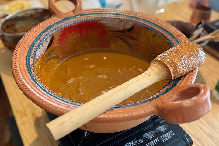 Medellín Market Tour, Cooking Class and 3-course Mexican Feast