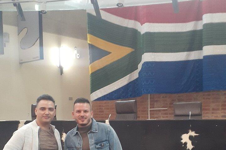 Tour compartido por Soweto, Johannesburgo y el museo del apartheid