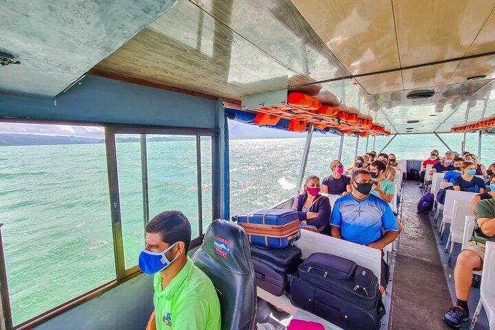 Navetta da Arenal a Monteverde con attraversamento del lago (furgone + barca + furgone)