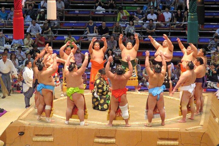 Sumo-turneringsoplevelse i Nagoya