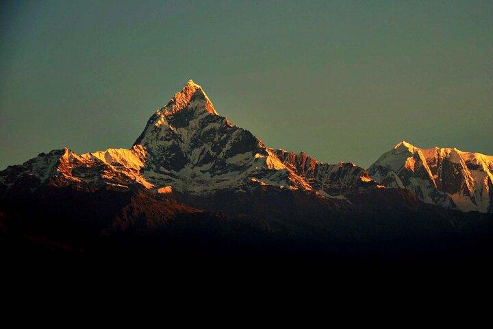 Private Tour im australischen Camp und im Dorf Dhampus in Nepal