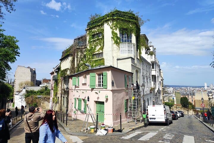 Montmartre Walking Guided Tour