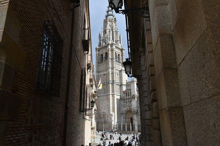 Tour de día completo a Toledo y Segovia