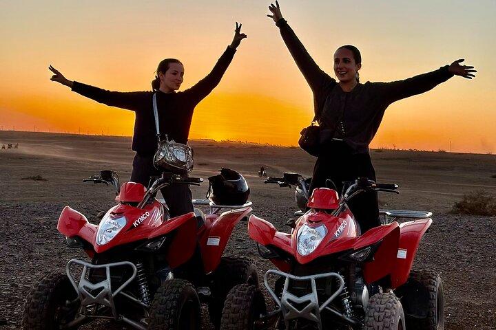 マラケシュ : Excursion en Quad dans la Palmeraie et désert jbilet
