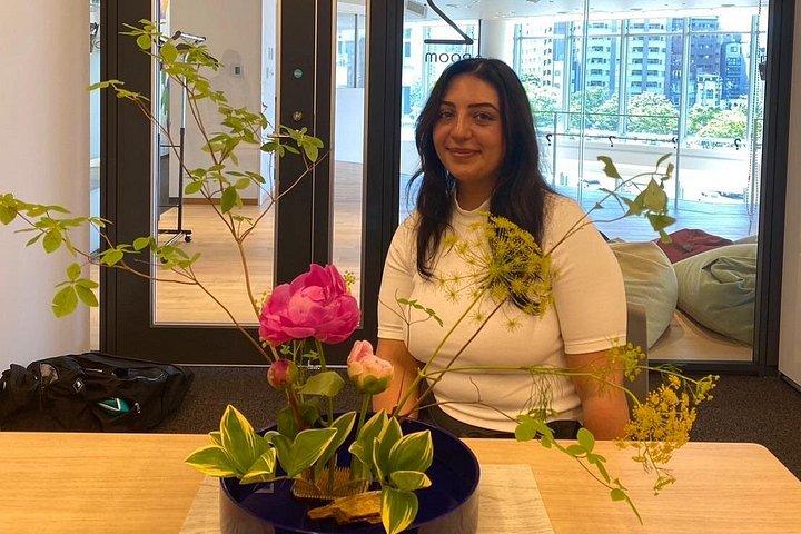 セレクションといけばなで日本語の花遺産を発見