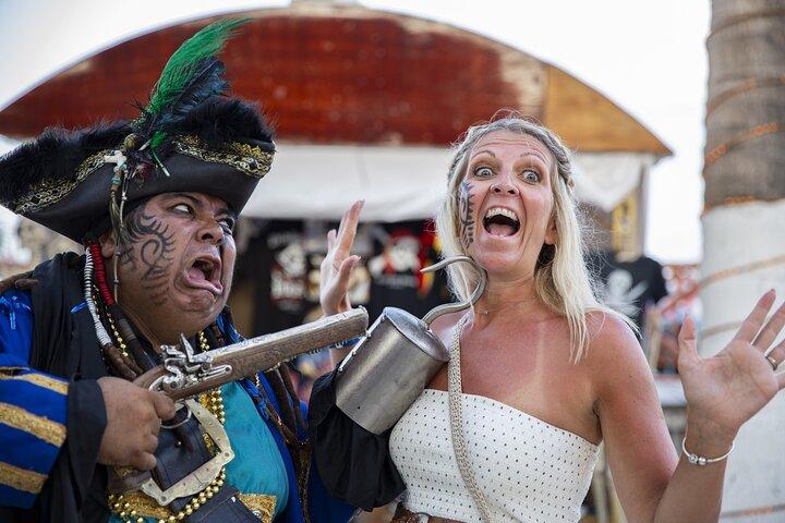 Serata dei pirati: cena e intrattenimento ai Caraibi