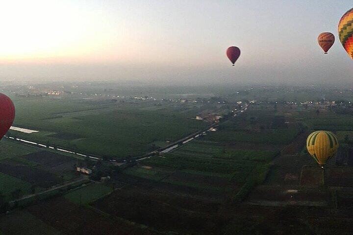Sunrise Hot Air Balloons in Luxor (transfer including)