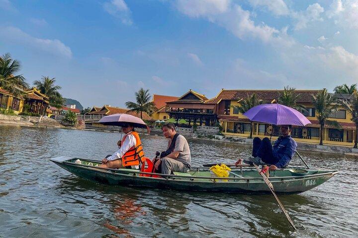 Hanoi a Ninh Binh Grupo pequeno de 12 : Hoa Lu - Tam Coc - Mua Cave