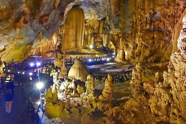 Hue naar Phong Nha & Paradise Cave: Privé eendaagse tour