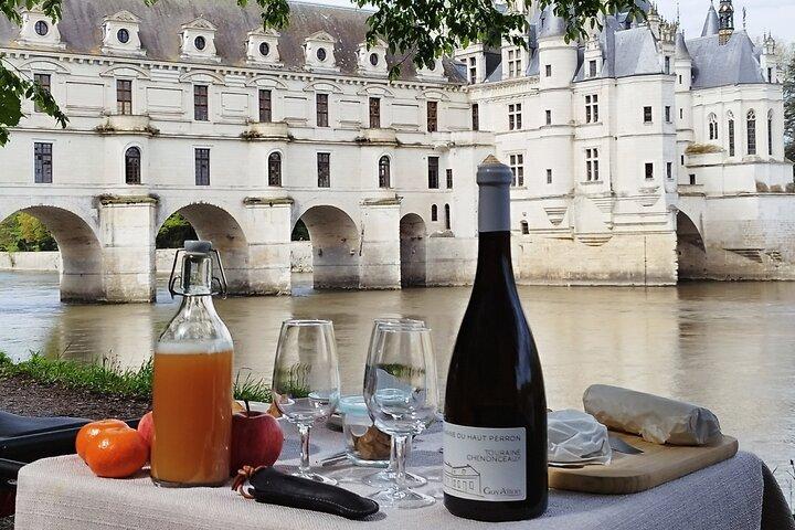 The Royal Escape : E-Bike & Gourmet Picnic à Chenonceau.
