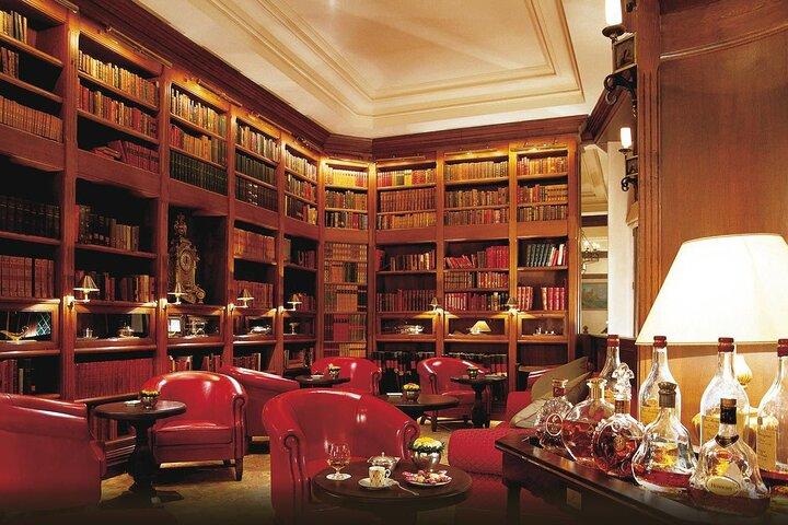 Private Konferenztour: Stadt, Château Comtal und Stadtmauern