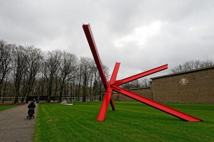 Kroller Muller Museum (Van Gogh) & Palace Het Loo Private Tour
