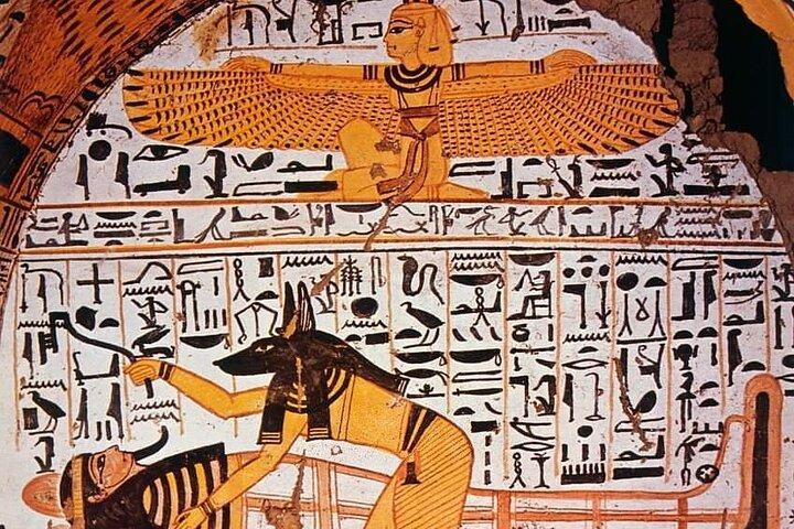 Fra Aswan: Luxor 2Days Valley of the Kings Artisans Valley Museum