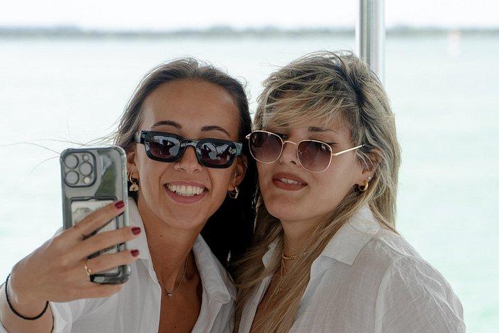 Sunset Cruise | Celebrity Mansions & Skyline