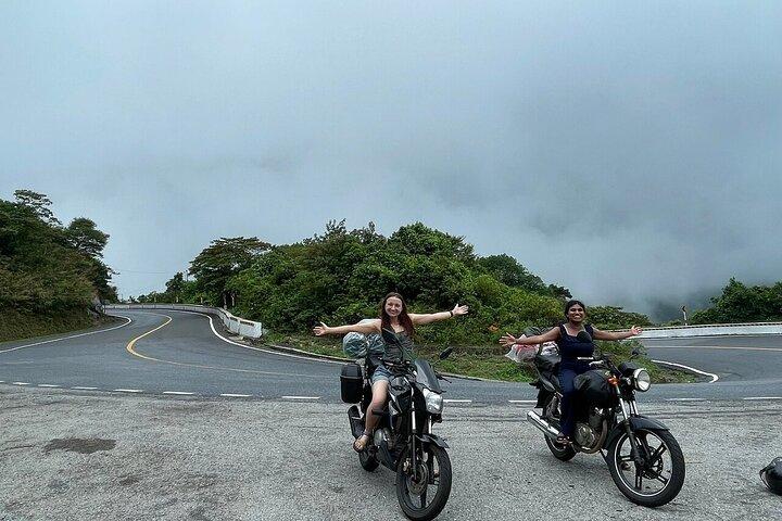 Tour Easy Rider da Hue a Hoi An: viaggio panoramico tramite Hai Van Pass