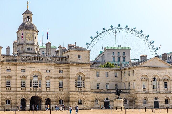 ロンドンの名所30カ所以上を見る！ 現地ガイド付き楽しいプライベートツアー