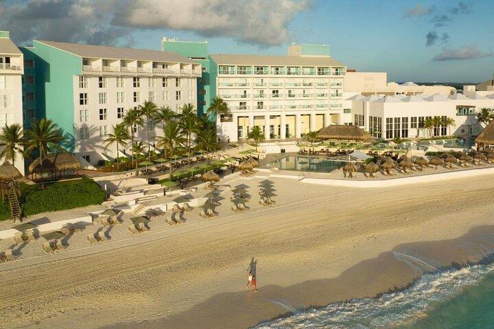 Privater Shuttle zum Flughafen Cancun und zum Westin Resort Spa Cancun