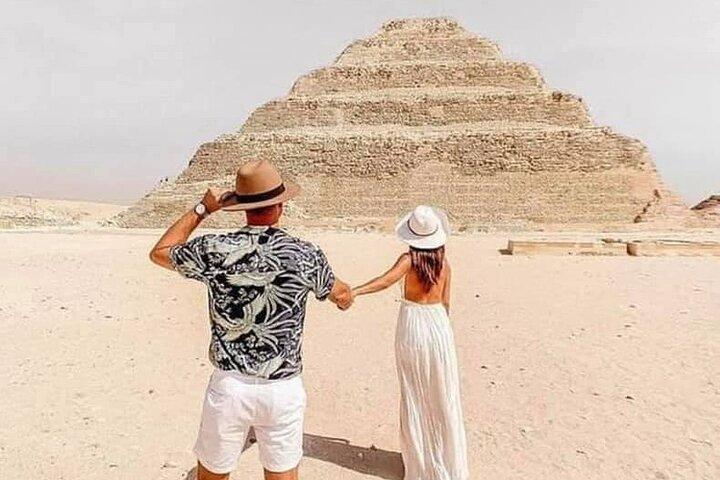 Privat Saqqara (Sakkara) Pyramids Guide på plats tur