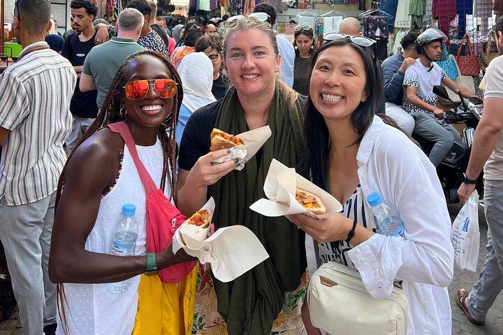 Tour serale di Casablanca con 10 degustazioni e cena tradizionale