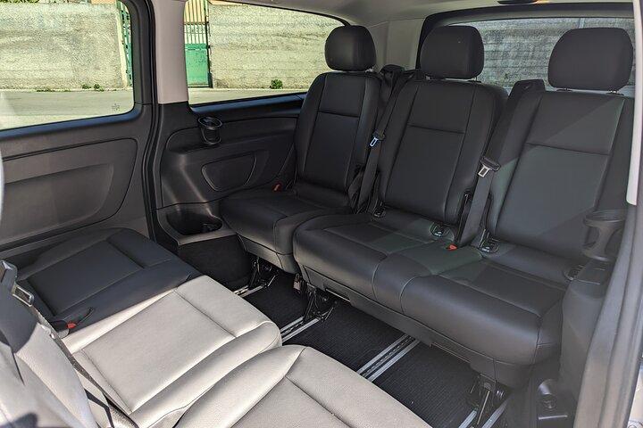 Sorrento : Privétransfer van luchthaven/treinstation Napels