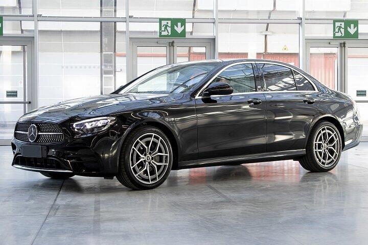 Ankunft Privattransfer Luxusauto LIN Flughafen nach Mailand