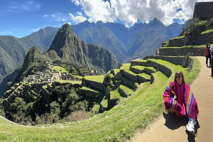 Full Day Private Guided Tour in Machu Picchu
