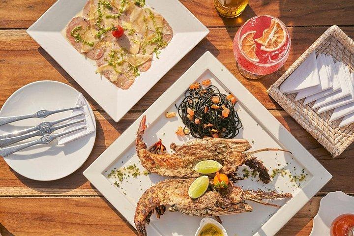 マンガタ ビーチ クラブ ロサリオ諸島 カルタヘナ