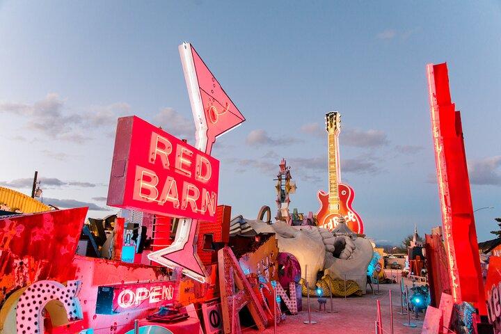 Las Vegas : Neon Museum Night Experience und Open-Top-Bustour