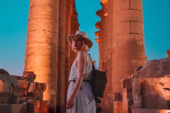 Ljud- och ljusshowen inkluderar Luxor City Tour med shoppingstopp