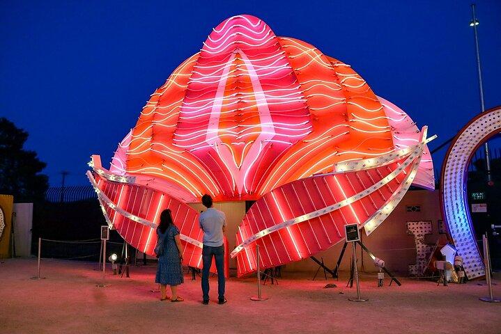 Las Vegas : Neon Museum Night Experience und Open-Top-Bustour
