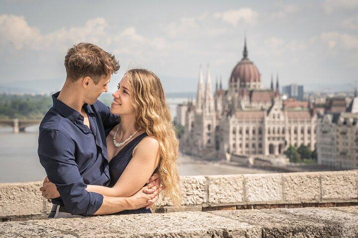 Fotógrafo de férias em Budapeste no Bastião dos Pescadores