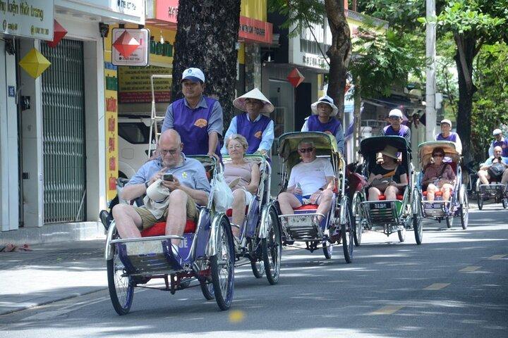 Hue City Cyclo Journey: explorando joias culturais exclusivas