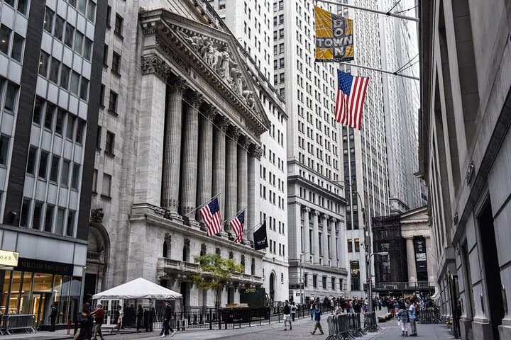 New York: Wall Street Personalized Self-Guided App Tour
