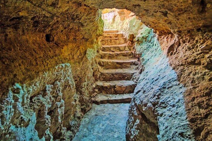 メキシコ、ユカタン州ティシミンのセノーテ、ピンクウォーター、チチェン・イッツァ