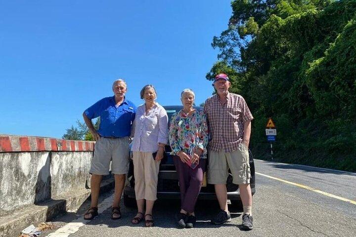 Privat biltur Hue till Hoi An Scenic Route med engelsk förare
