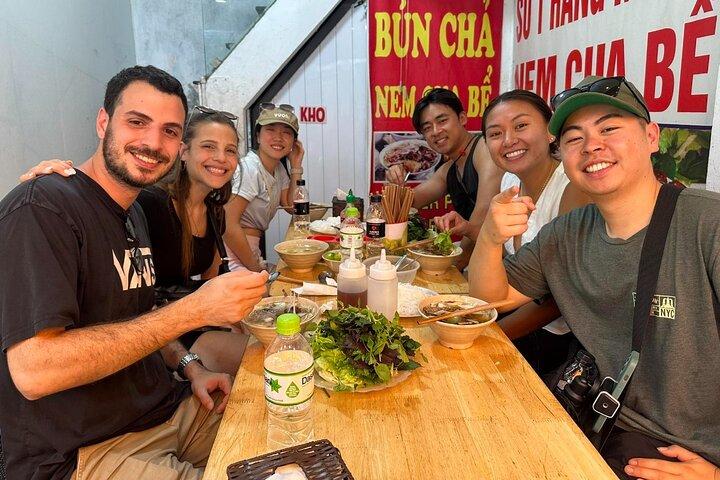 Hanoi Food Lovers Walking Tour og Street Food Experience