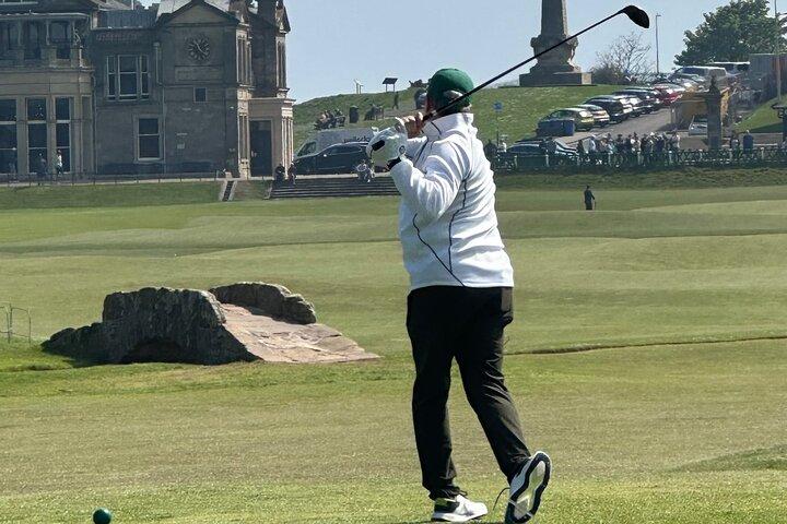 Tour guidato privato di un giorno di St Andrews personalizzato e su misura