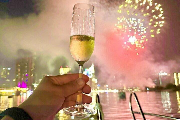 Saigon Fireworks de Ano Novo – Experiência de Speedboat de luxo