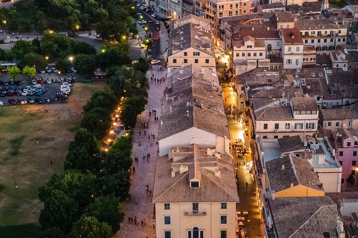 Passeios de Corfu - Excursão a pé em grupo pequeno com um Guia mais bem avaliado