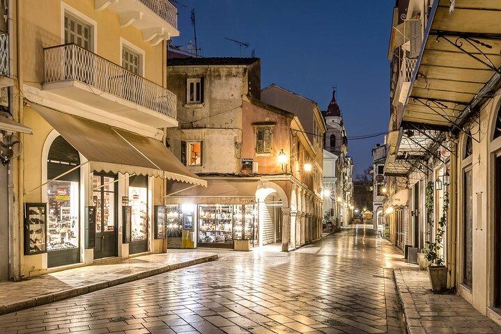 Passeios de Corfu - Excursão a pé em grupo pequeno com um Guia mais bem avaliado