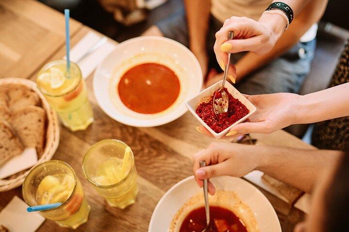 Centro de Budapeste: Excursão a pé com pequenos grupos com bebidas