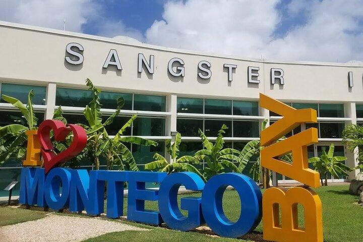 Private overførsler fra Montego Bay Lufthavn til Runaway Bay Hotels
