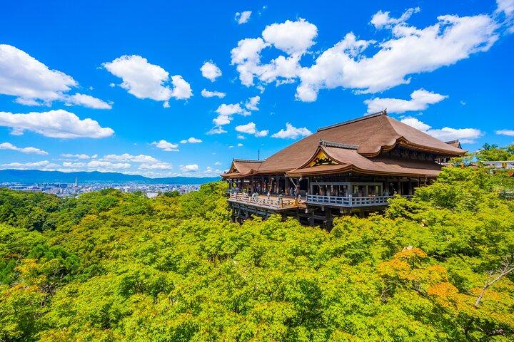 Profitons de porter le kimono ! Courte visite du temple Kiyomizu de Kyoto